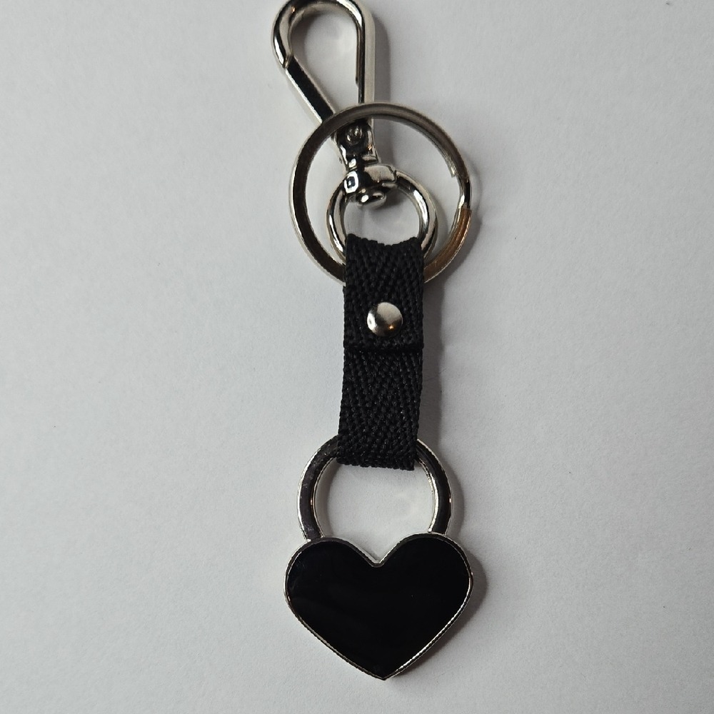Heart and‎ Rhinestone Strap Keychains (2) - Picture 3 of 7